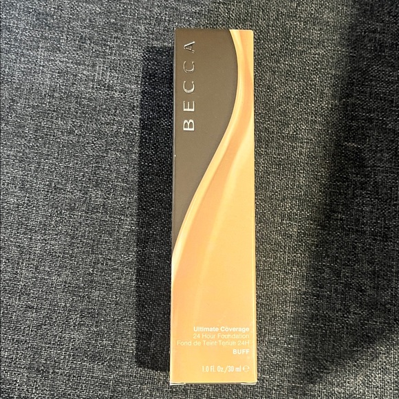 BECCA Foundation in Buff - Picture 2 of 2